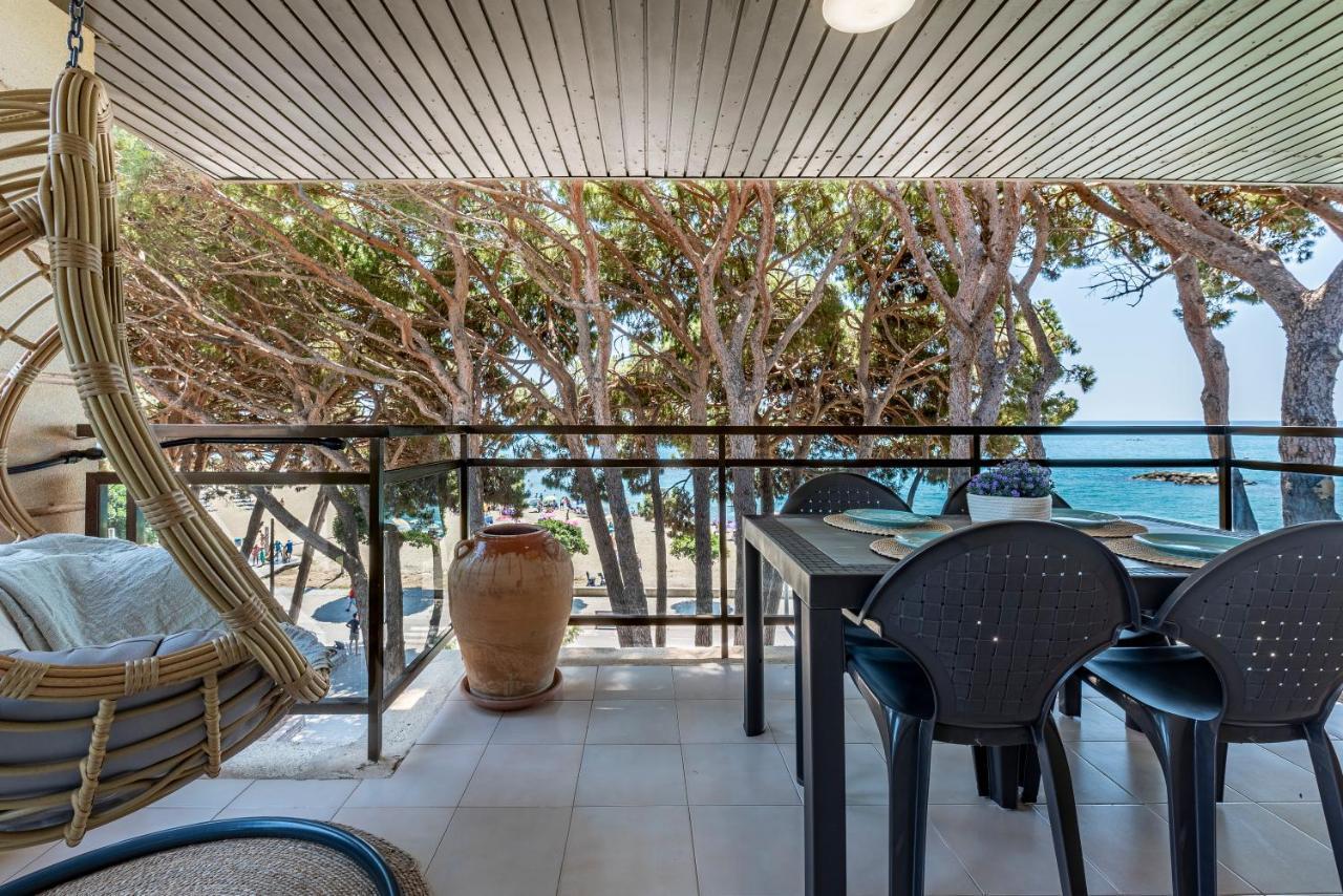 Ático en primera línea con vistas, piscina y parking Cambrils Esterno foto