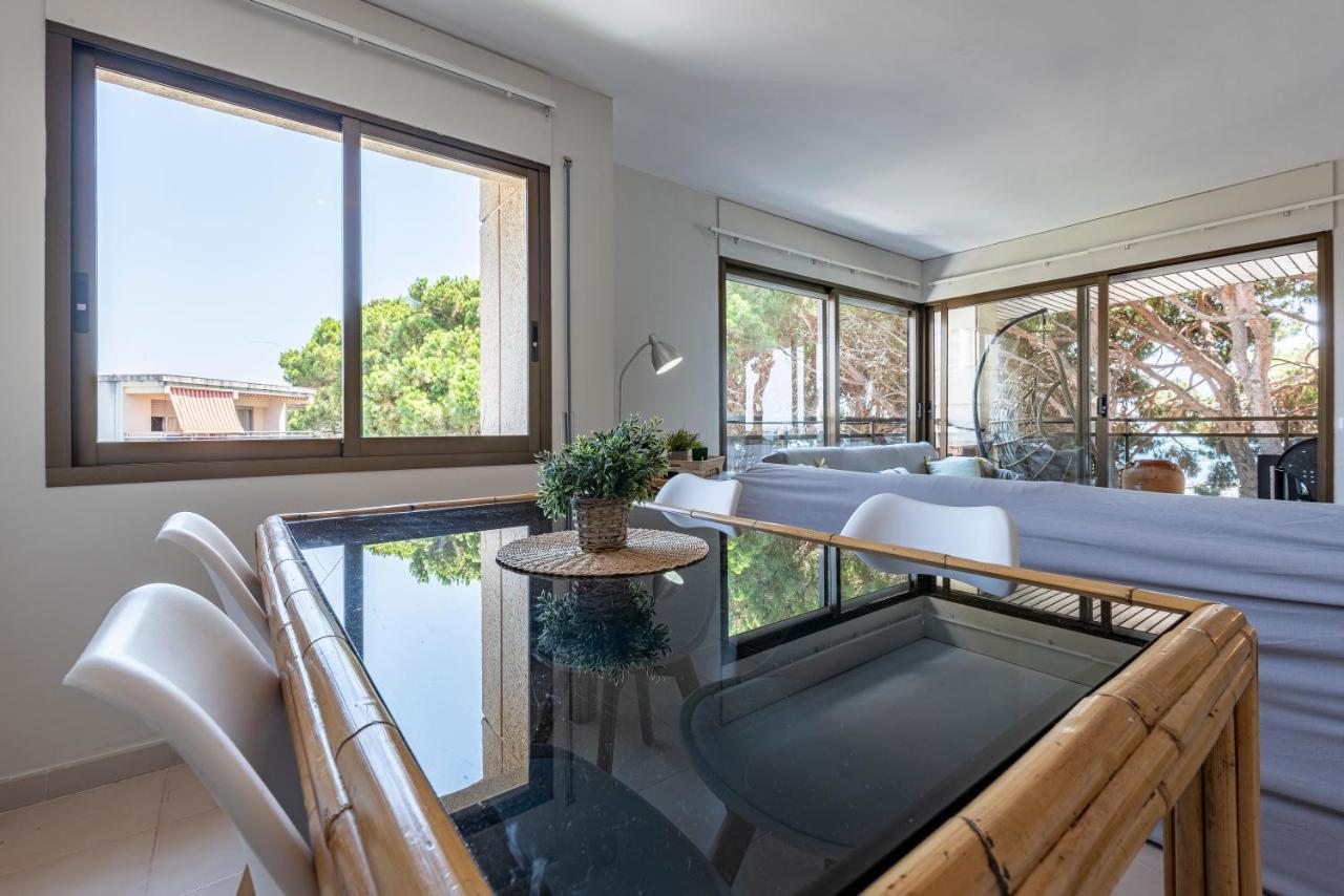 Ático en primera línea con vistas, piscina y parking Cambrils Esterno foto